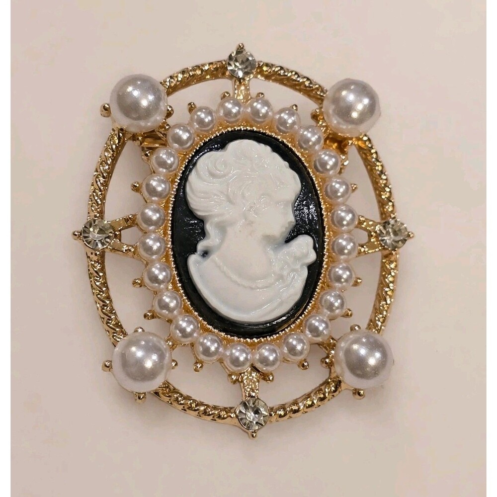 Cameo Brooch Faux Pearl Gold Tone Black White Rhinestone Vintage Style Pin 1420